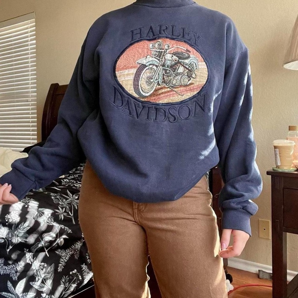 Crew neck